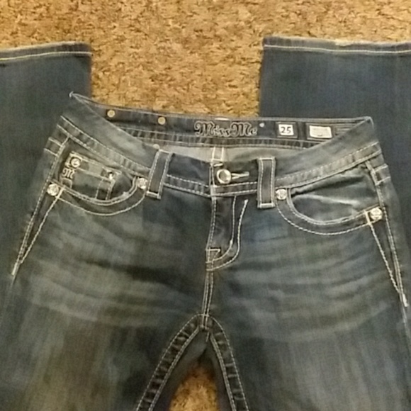 Miss Me Jeans - Picture 1 of 5